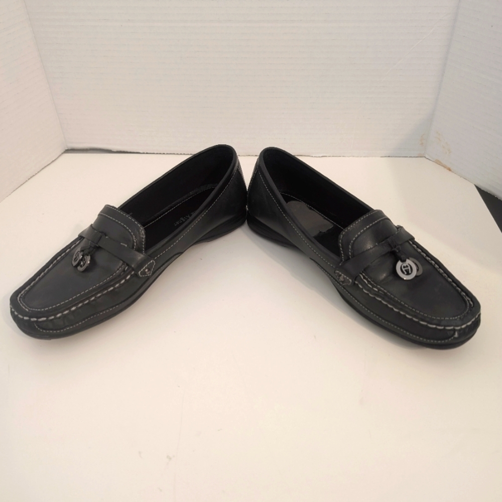 Etienne Aigner Black Leather Women's Slip-On Loafers Size 7.5 - Picture 5 of 9